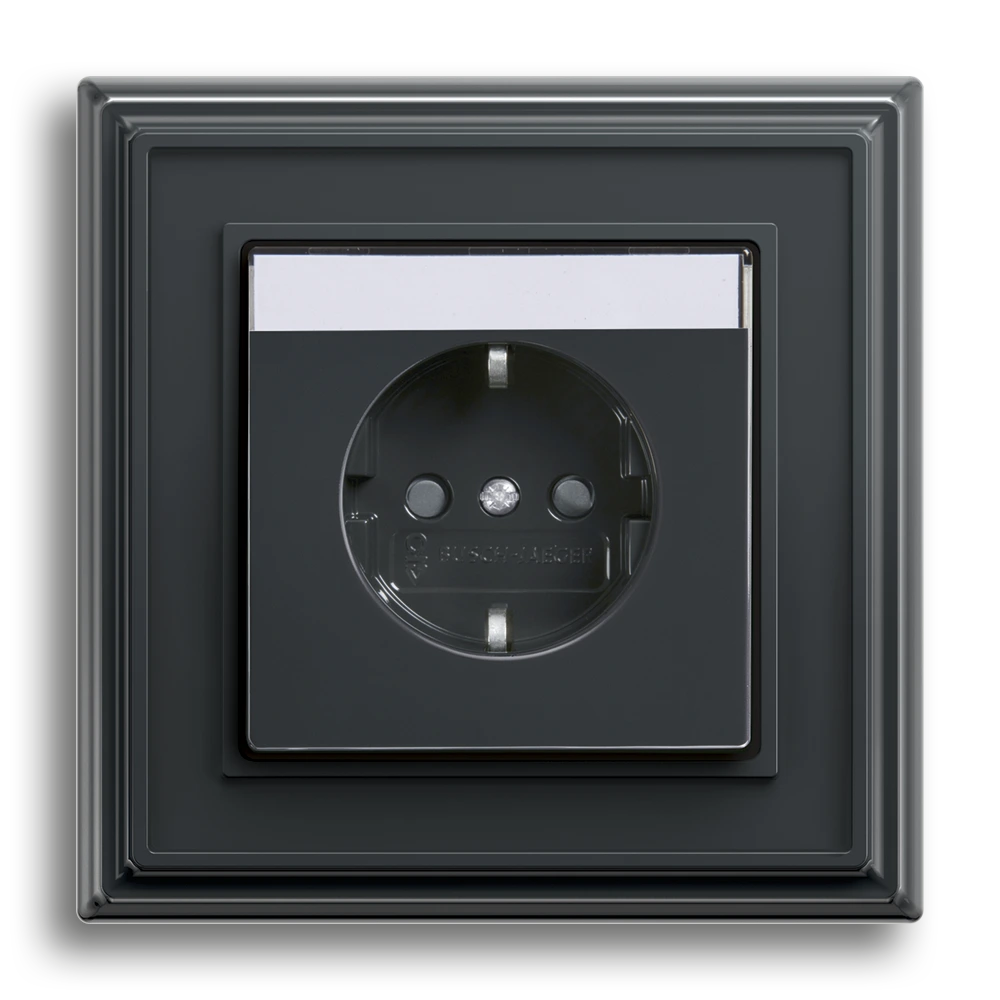 SCHUKO® socket outlet with labeling field
