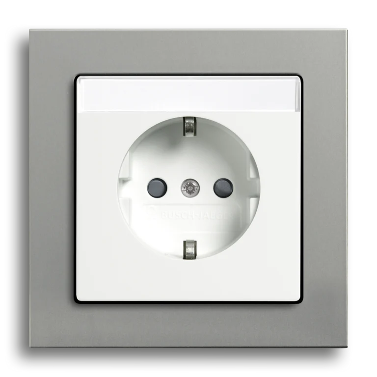 SCHUKO® socket outlet with labeling field