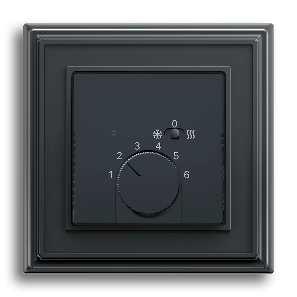 Room temperature controller for heating/cooling