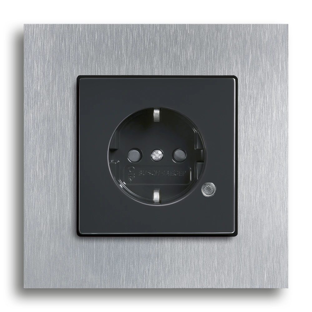 SCHUKO® socket outlet with indicator lamp
